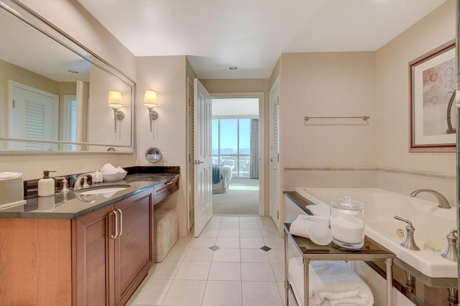 Luxe 702 Mgm Signature With Balcony 拉斯维加斯 外观 照片