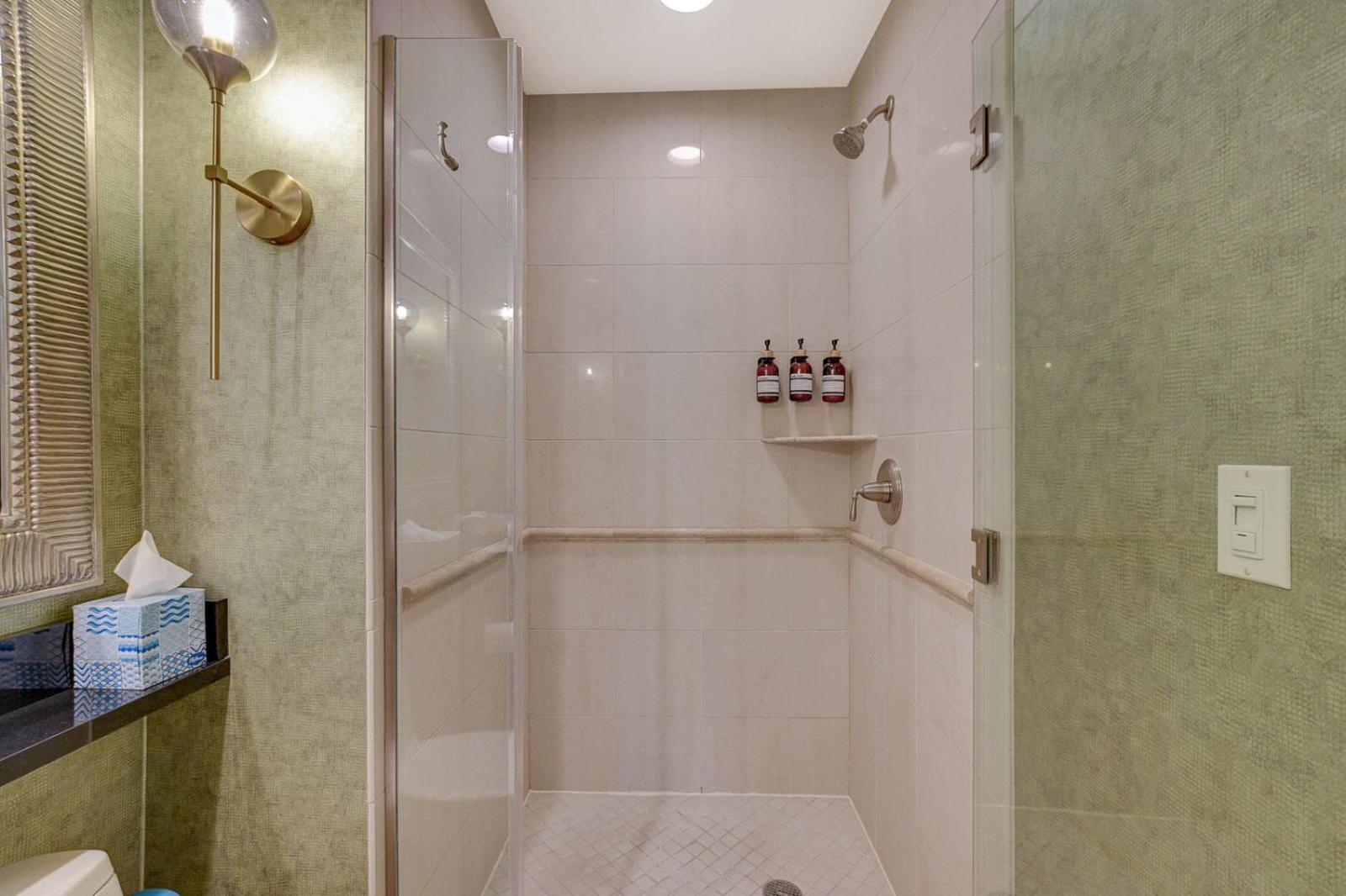 Luxe 702 Mgm Signature With Balcony 拉斯维加斯 外观 照片